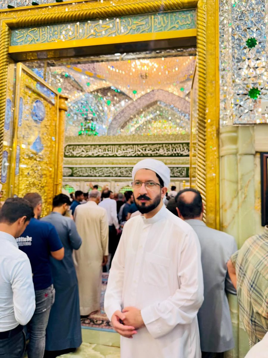 SultanAhmadAli's tweet photo. موسی کے ہارون ، نبی کے وِیر علی
دین علی کی اور علی دیں کی بُنیاد

نامِ علی ایمان کو لذت دیتا ہے
نامِ علی سے اب بھی لرزتا ہے الحاد

نامِ علی سے بغض ہے , دِل کی ویرانی
نامِ علی کی گونج سے ہوتے دِل آباد

نامِ علی کا ذکر عبادت ٹھہرا ہے
نامِ علی ہی مُہرِ ولایت ٹھہرا ہے

(سلطان احمد علی)