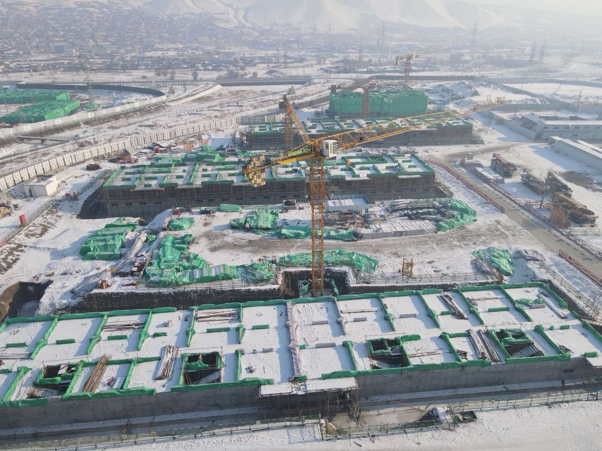 Нийслэл хот өнгөрсөн хугацаанд зөвхөн газар олгож ирсэн. Миний бие хотын даргын ажлыг авсан даруйдаа төвийн 6 дүүрэгт 07 олгохыг хориглосон. Олгох газар ч байхгүй болсон. Мөн УБ хот түүхэндээ анх удаа нэг дор 2200 нэгж талбар буюу 160га газрыг чөлөөлж, 20 минутын хот концепцийн