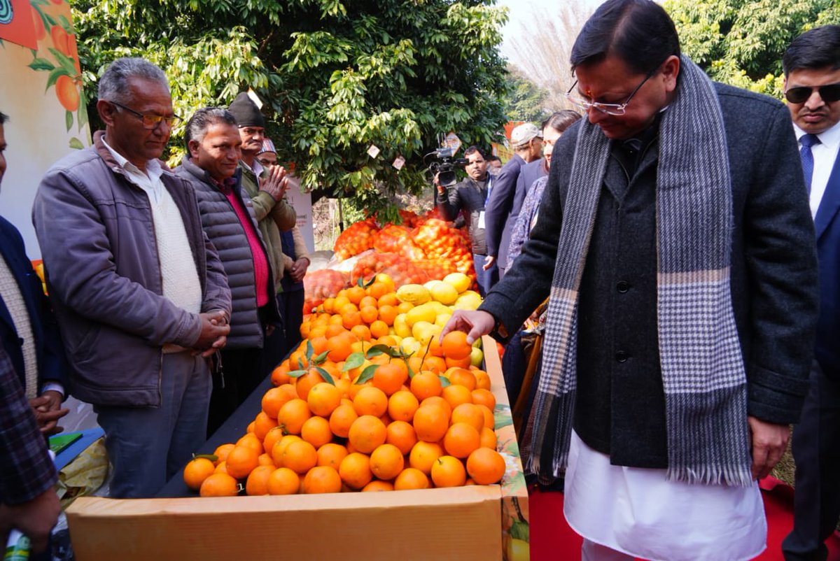 देहरादून में 'उत्तराखण्ड माल्टा महोत्सव' का शुभारंभ किया। माल्टा न केवल एक पारंपरिक फल है, बल्कि उत्तराखण्ड की जलवायु, मिट्टी और पहचान से गहराई से जुड़ा हुआ एक विशिष्ट उत्पाद भी है। विटामिन-सी से भरपूर, सुगंधित और स्वाद में विशिष्ट उत्तराखण्ड का माल्टा आज देशभर में अपनी गुणवत्ता