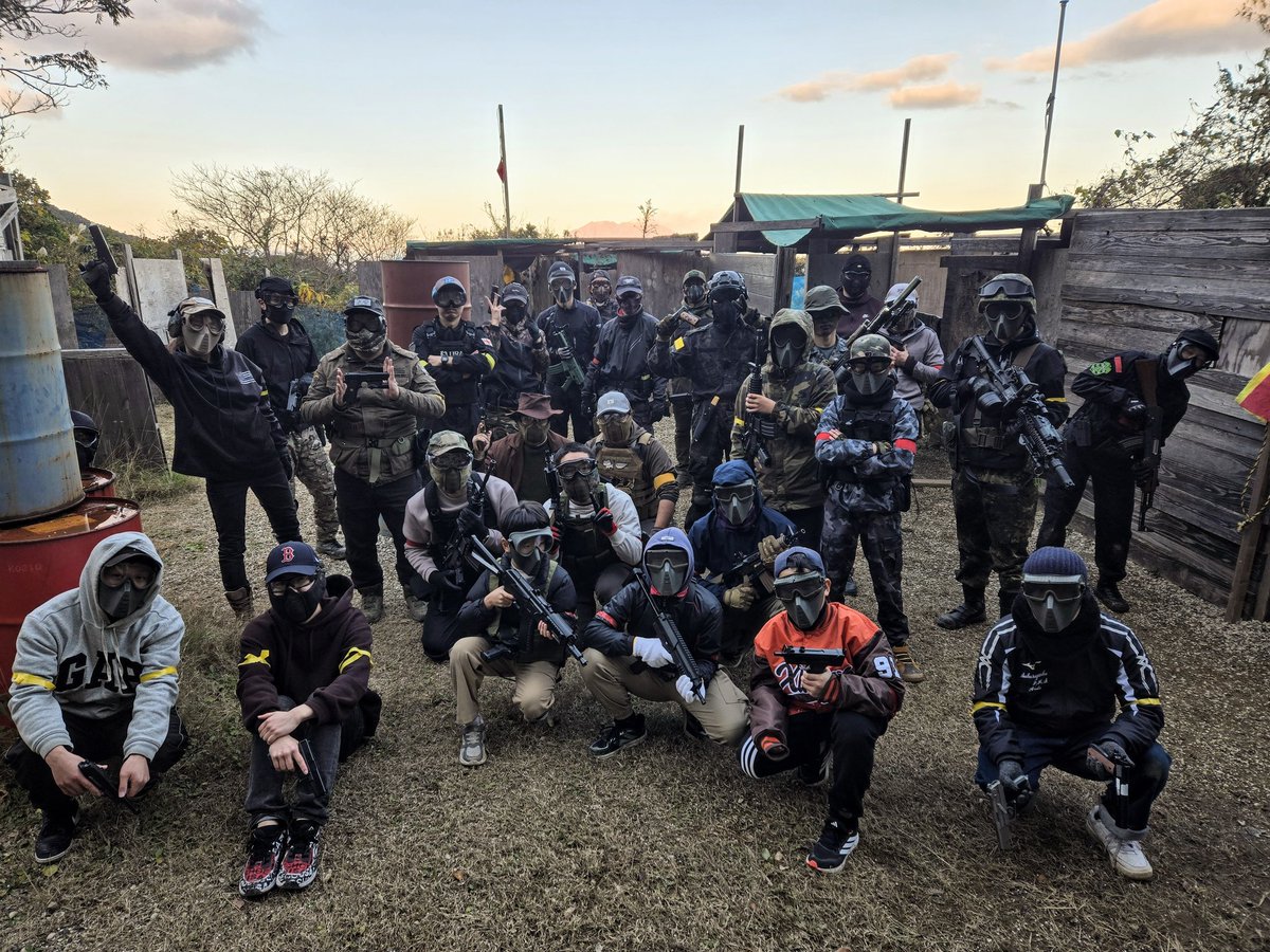 DRAGOON94991894's tweet image. １月３日（土）
DRAGOON主催、撃ち初めの
新春サバゲー定例会❗️
ありがとうございました❗️
明日４日も新春サバゲー定例会開催
🎍ご参加お待ちしております🎍
#DRAGOON 
#鹿児島サバゲー 
#サバイバルゲーム