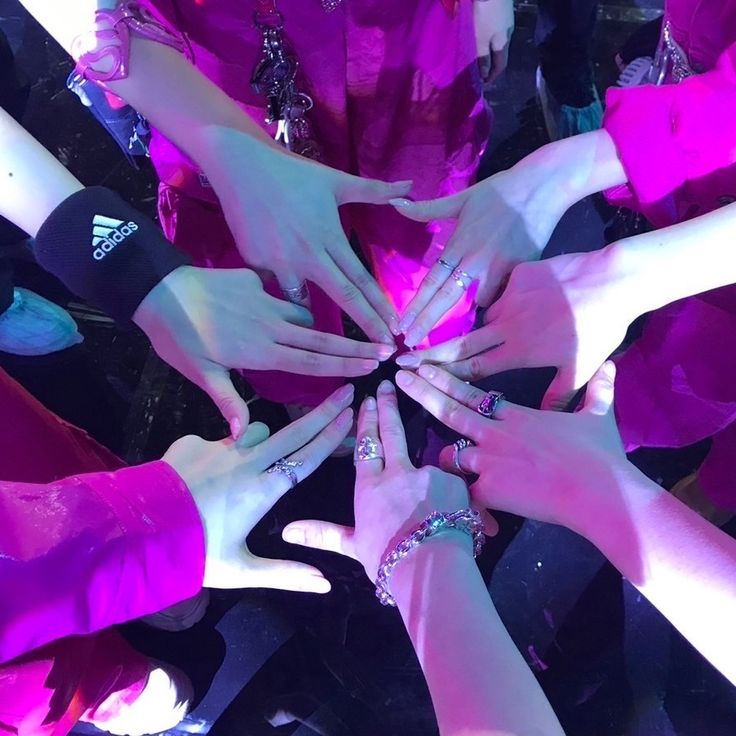 My wishlist for Babymonster:

1. Have a plenty of rest before every schedule
2. Rami's full recovery
3. 2nd Full Album (OT7)
4. Ramyeon Subunit 
5. Fair line distribution for each member
6. Ruka dance break 
7. Baemon House S2 (OT7)
8. Monsters Full version 🤍 ~

#BABYMONSTER