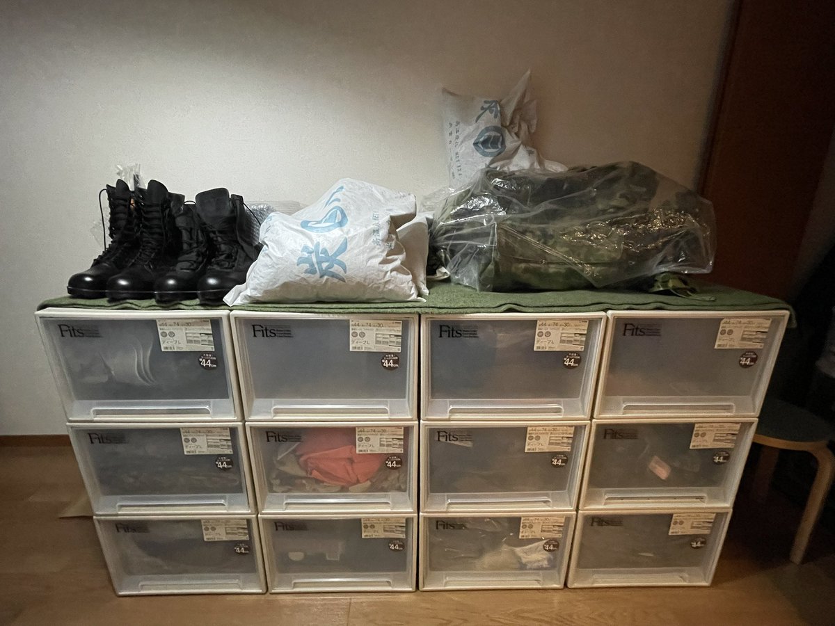 コレクション部屋の模様替え。