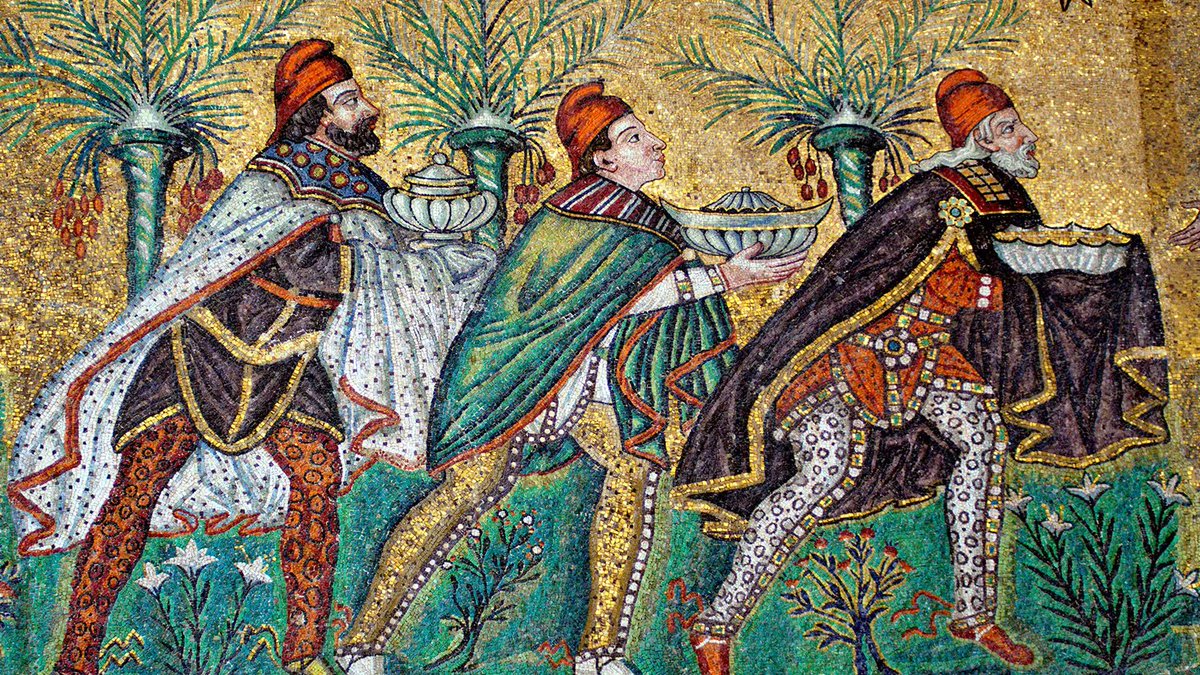 ivanfamil's tweet image. En el año 326, una anciana de 80 años viajó a Tierra Santa obsesionada con las reliquias de Cristo. Era Santa Elena, madre del emperador Constantino. Su hallazgo de los supuestos huesos de los Reyes Magos daría inicio al viaje más largo de la historia. Tira del hilo 🧵👇🏽👇🏽👇🏽