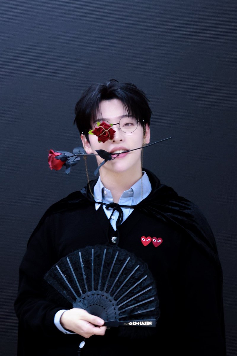 atMujin's tweet photo. #TheKingDom #더킹덤 #TKD
#MUJIN #무진 https://t.co/mXR1mvOihd