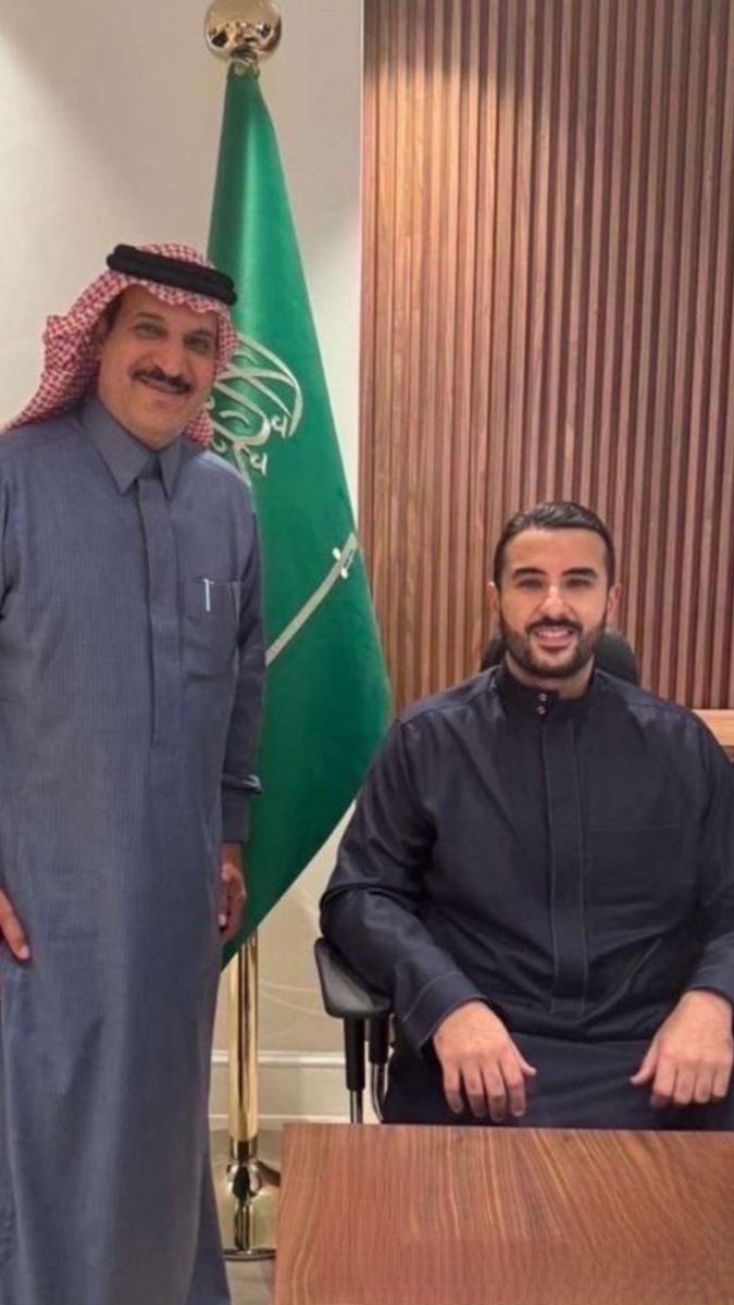 صاحب السمو الملكي الامير 
خالد بن سلمان بن عبدالعزيز ال سعود
وزير الدفاع 

سعادة اللواء : محمد بن عبيد بن جليغم القحطاني