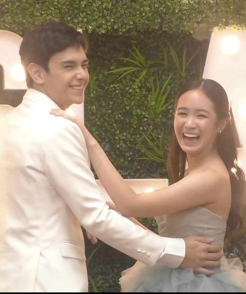 justcallmeUbe's tweet photo. First Prom
First Date
First Dance
First Deep Talk
First Award
Oh Kislap, you will always be dear to me β¨οΈ
CAPEATH KINGandQUEEN SABall
#CAPEATHDeepTalk https://t.co/UufWSNYKjf
