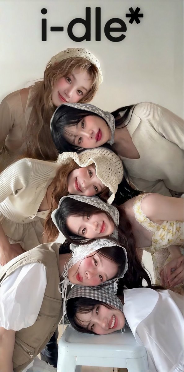 On a branch of the sacred timeline...
As you idle ot6.

#idle #MIYEON #MINNIE #SOOJIN #SOYEON #YUQI #SHUHUA
#아이들 #미연 #민니 #수진 #소연 #우기 #슈화