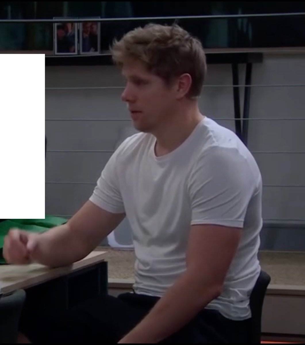 Home alone for the day. Aaron's asked me to take the Christmas tree down but I can't be arsed and I'm still in my pyjamas. Fucking hungover. Anyone got any better ideas what I should do instead?