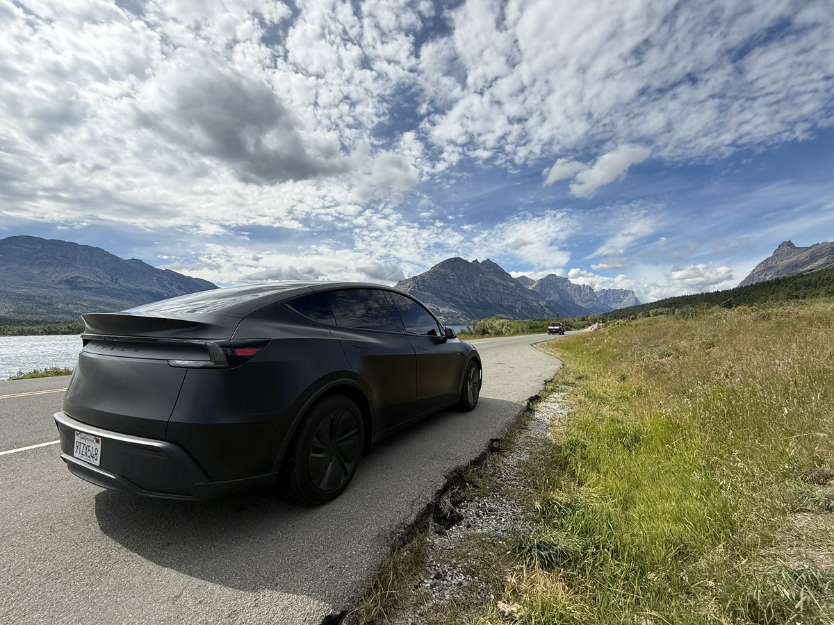 wdlyon's tweet photo. @elonmusk @Real45DC Already mapping out "USA Tour 2026" 🇺🇸 ... Our 14th drive around America 13 of 14 in our @Tesla 

c. Glacier National Park, August '25
#CampMode https://t.co/o5IiBFBhj9