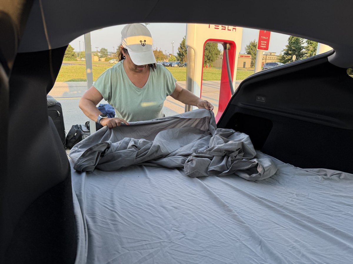 wdlyon's tweet photo. @elonmusk @Real45DC Already mapping out "USA Tour 2026" 🇺🇸 ... Our 14th drive around America 13 of 14 in our @Tesla 

c. Glacier National Park, August '25
#CampMode https://t.co/o5IiBFBhj9