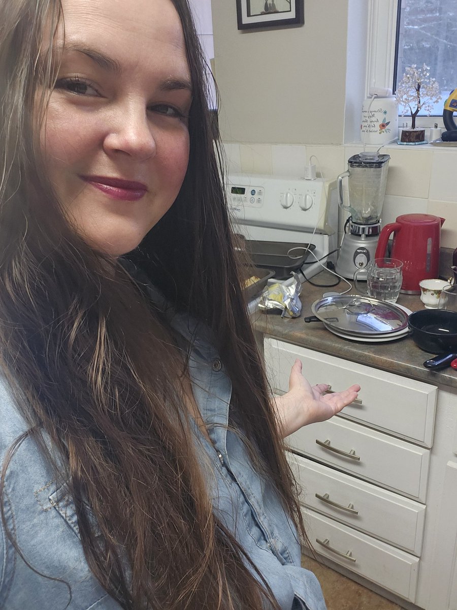 maritimemedium's tweet image. Road trip time ✨️🕶✨️

&amp;amp; when we return, dishes. Always dishes lol 🧼 🍽 😆

GM 🥰

#TaxesVDishes

#DivineDiscourse

#LiveLaughHigherLove