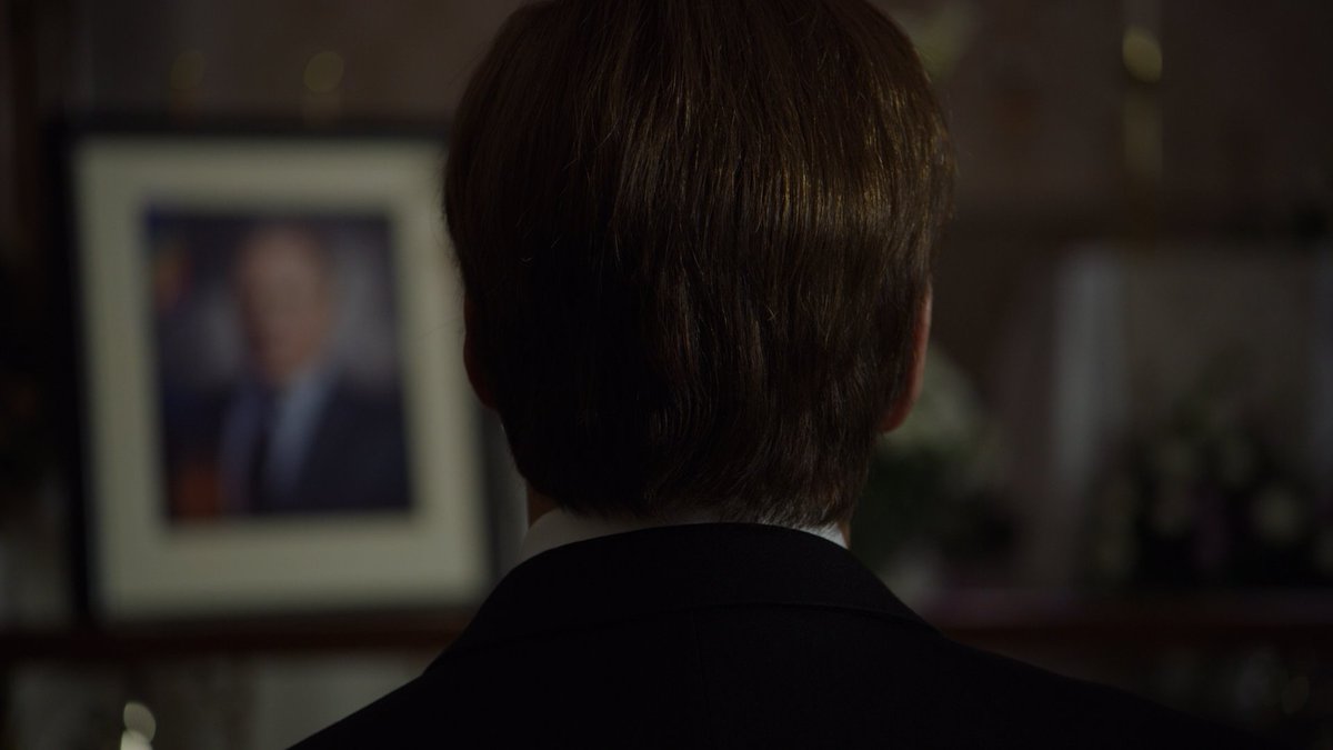 godisbcs's tweet photo. @itsSaulGoodman its not that its super impressive  it probably wasnt that hard to shoot or anything like that  but i think about this shot and this scene with the music so often  it just really sums up jimmy in season 4 to me https://t.co/PSP0k9R4w3
