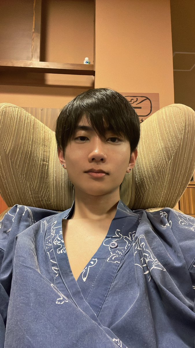 ひろた tweet media