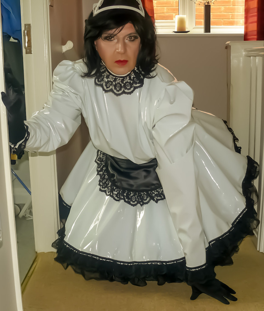 Mrs. Wanda Nylon tweet media