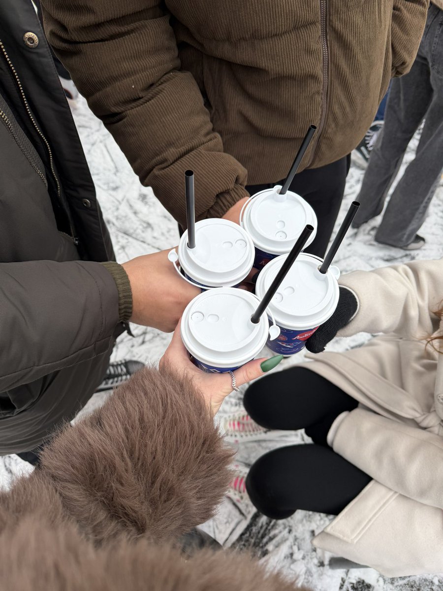 lenchik_lib's tweet image. Активные новогодние 💃🏽