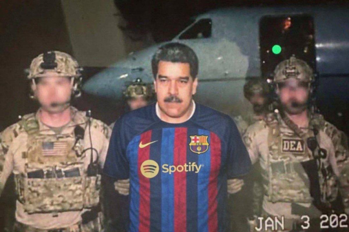 el_puto_poyo_'s tweet image. Ahora entiendo la detención de Maduro....