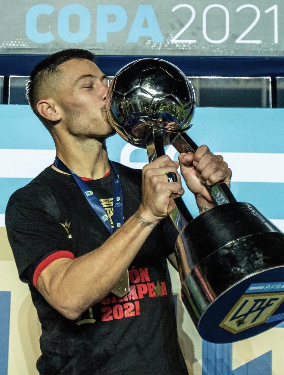 #Colón | Federico Lértora será jugador del Sabalero. Llegará la semana próxima para la revisión médica y luego firmar por dos años. Vuelve uno de los campeones en San Juan. Gran refuerzo para Medrán y jerarquía para la categoría.