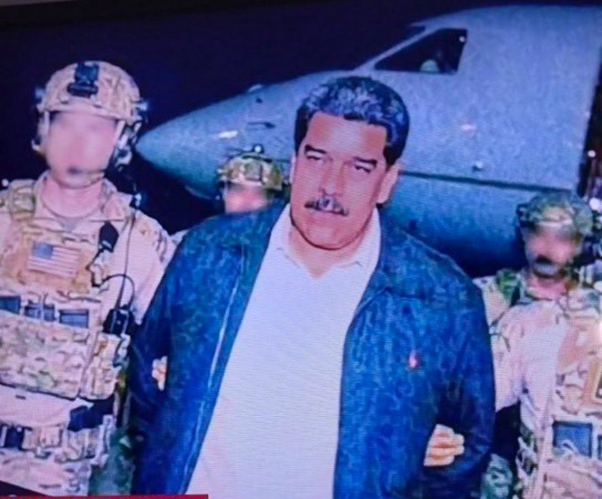 soudavidantas's tweet photo. Veja o momento em que Maduro é capturado! #Maduro #Trump #VenezuelaLibre #Venezuela https://t.co/jl6YPSPvA1