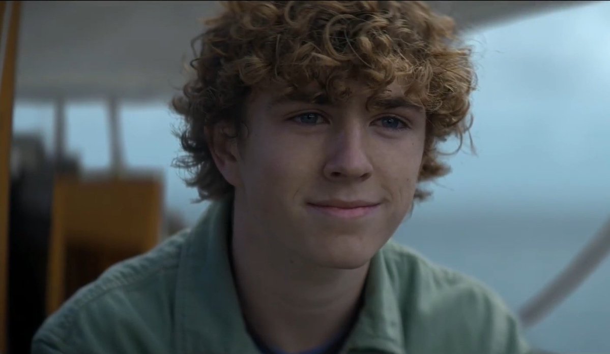 withpotterr's tweet image. Pauses, then says
You're my best friend
And you knew what it was
He is in love