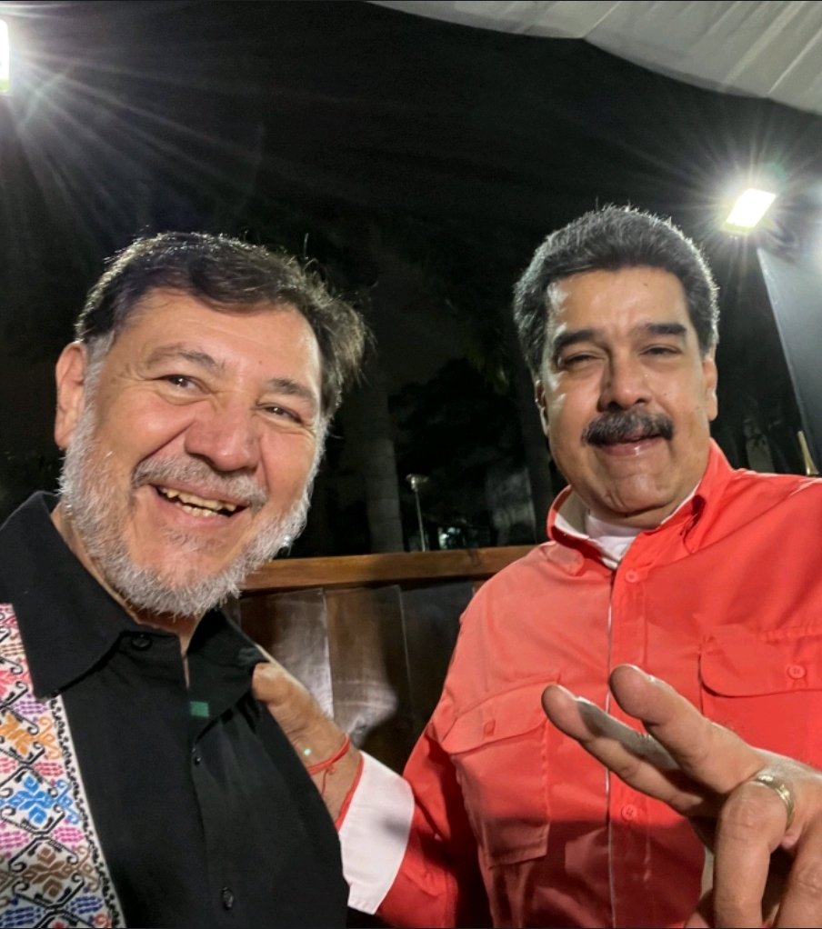 Levanten la mano quienes están de acuerdo que todos los cómplices de Nicolás Maduro también deben...