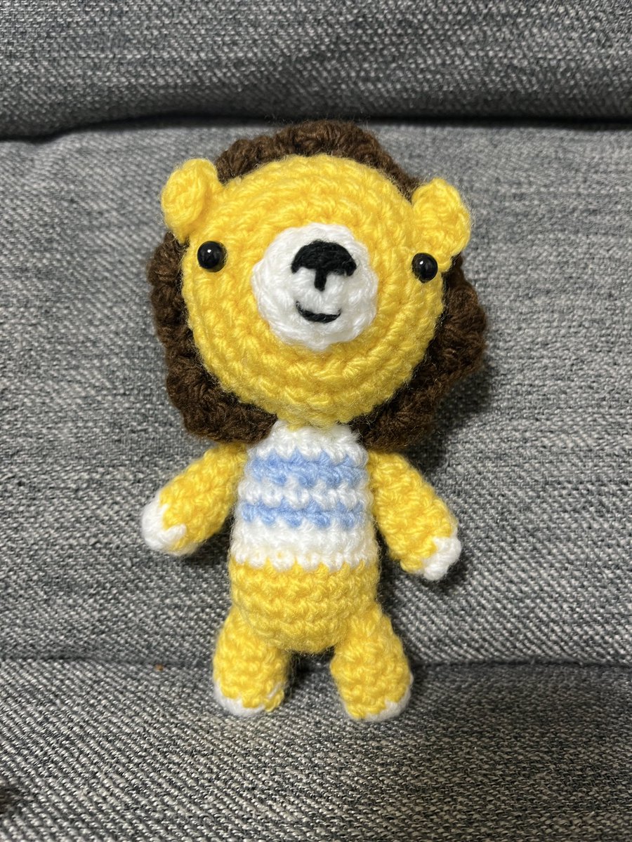 tuyoshiko's tweet photo. 年末年始でライオンとクマの編みぐるみを作りましたー！！
#編み物初心者 https://t.co/KP3xnVhor0