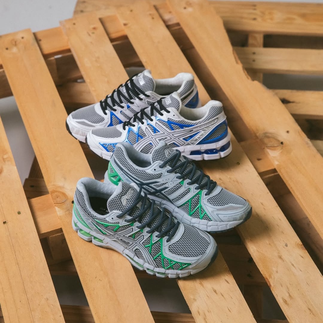 海外発売】 ASICS GEL-KAYANO 20 “White/Illusion Blue & Storm Cloud