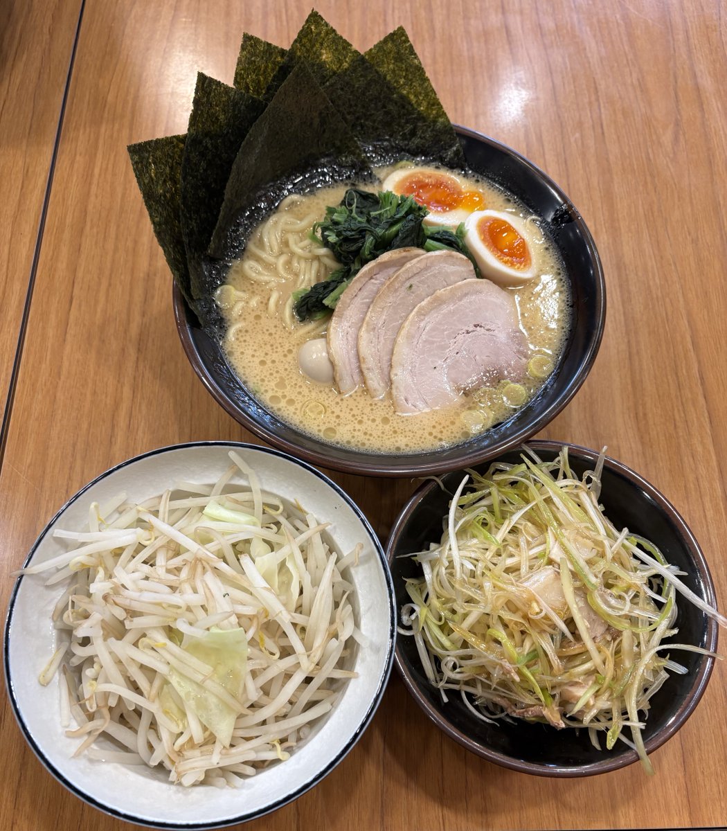 ヒロすTV tweet media