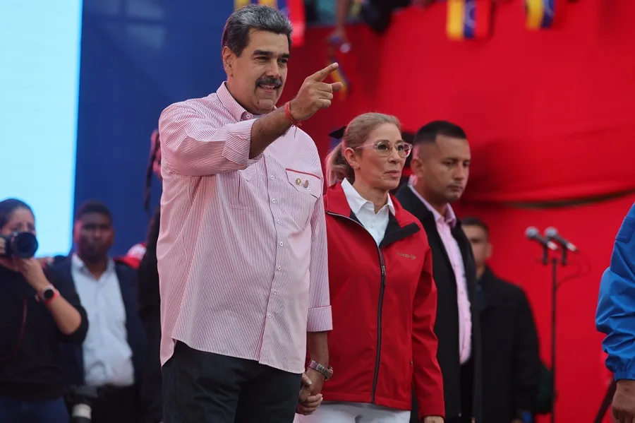 elnuevodiariord's tweet photo. El fiscal general de Venezuela, Tarek William Saab, denuncia el «secuestro» de Maduro y responsabiliza a EEUU de su vida. 

#ElNuevoDiarioRD🤳 https://t.co/uJMFJdEMNE