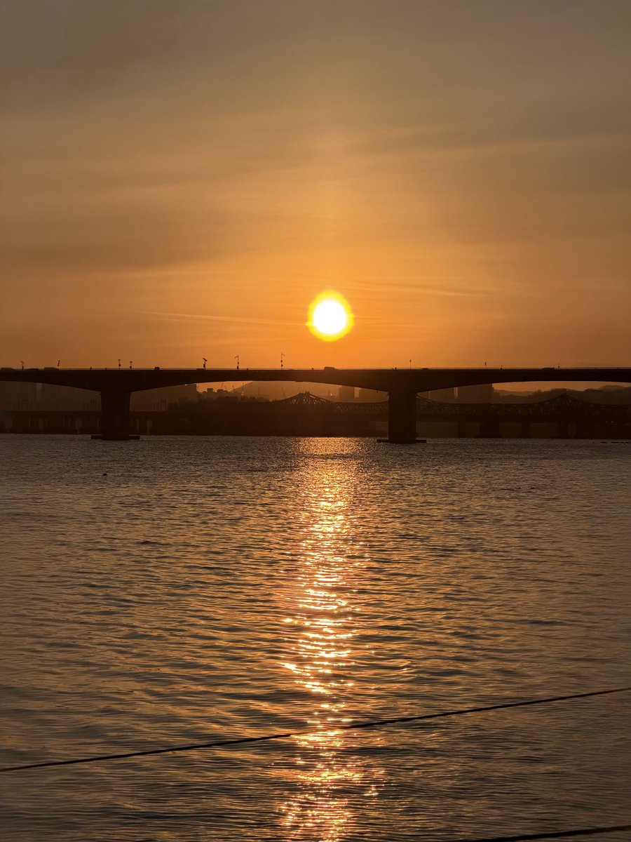 [Trans] 260101 SANDEUL920320 Twitter Update

สุขสันต์วันปีใหม่ในปี 2026 นะครับ!!❤️❤️❤️

#B1A4 #SANDEUL #ซานดึล #산들