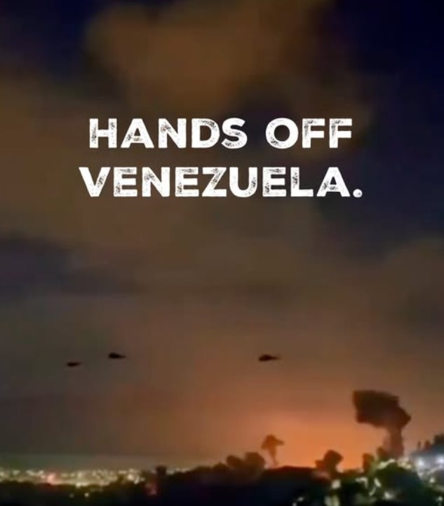 Χτύπησαν οι ΗΠΑ μια χώρα χωρίς κάποια δικαιολογία. Συνέλαβαν τον Πρόεδρο και τον πηγαίνουν στις ΗΠΑ, σε μια άλλη χώρα να περάσει δικη. 

#μαδουρο #Τραμπ #ΗΠΑ