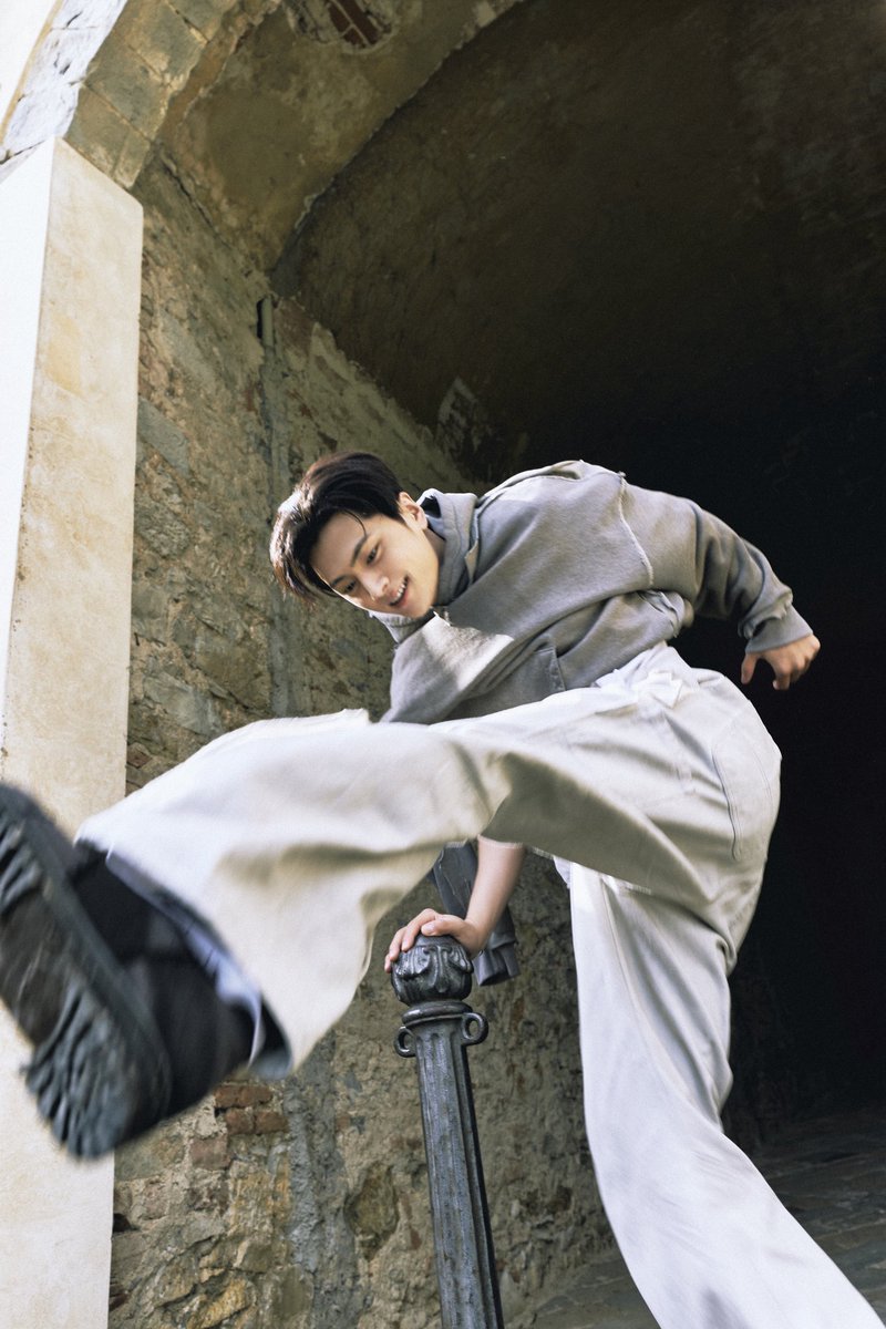 acej4y_02's tweet image. #JAY