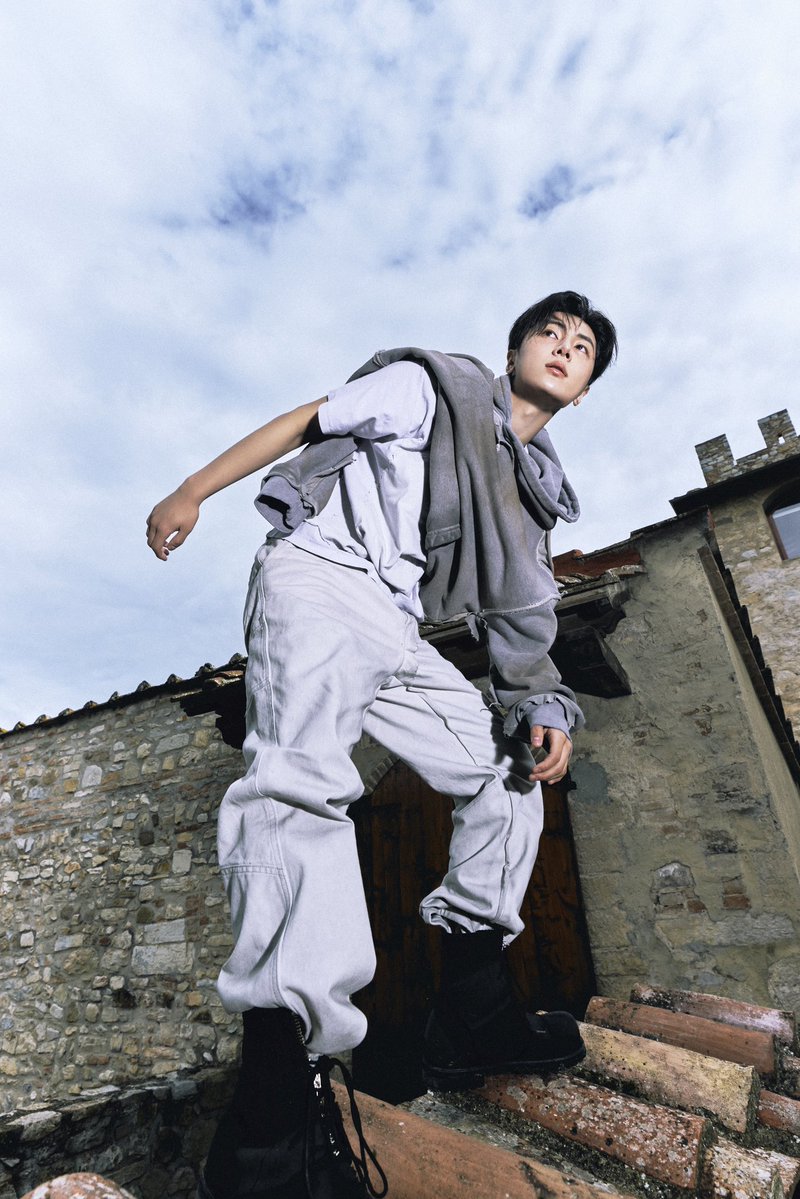 acej4y_02's tweet image. #JAY