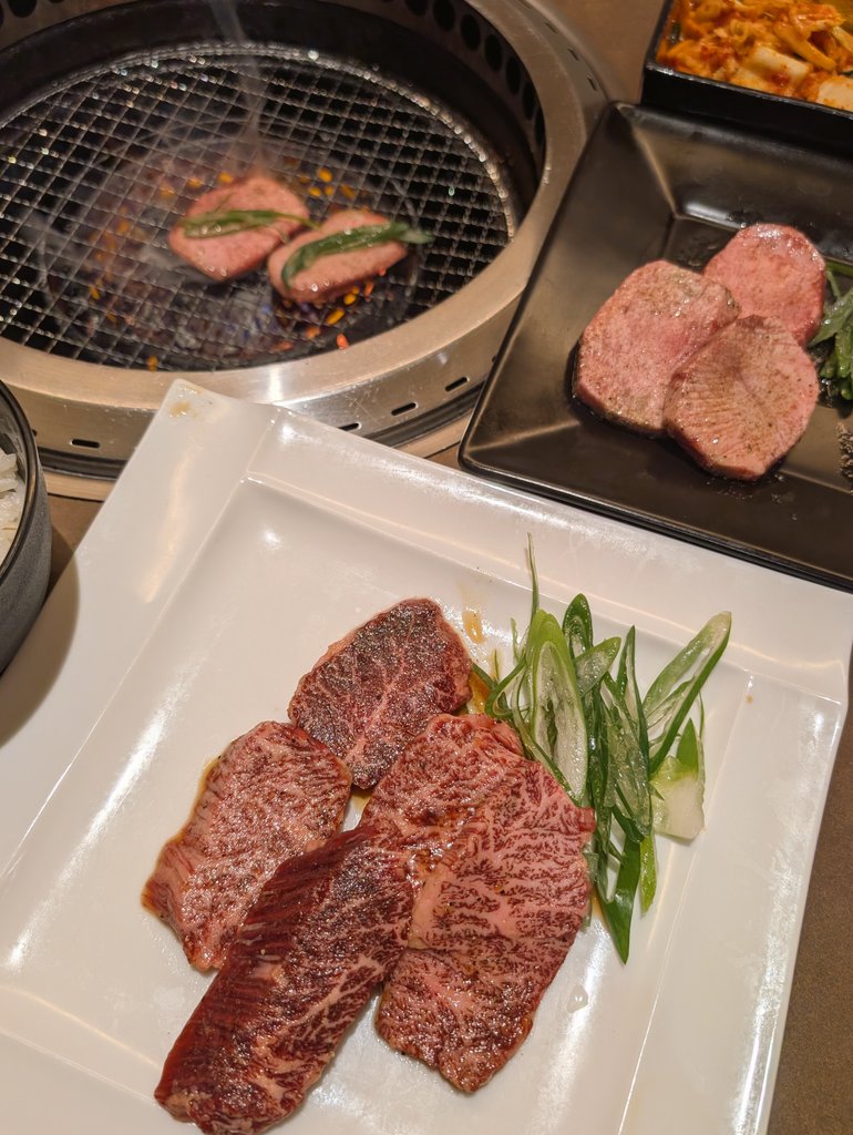 koreha_neko's tweet image. 夫と子どもが義実家へ帰省してしまい、お留守番妊婦はさみしくて水も喉を通りません…。