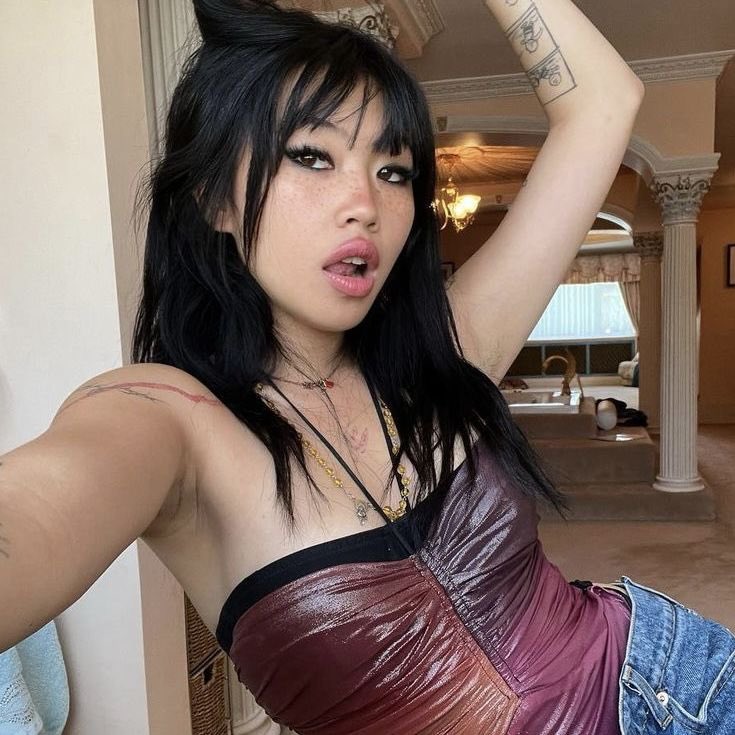 𝓣𝗛𝗘 𝓒𝗥𝗢𝗪𝗡 𝓞𝗕𝗦𝗘𝗥𝗩𝗘𝗥 tweet media