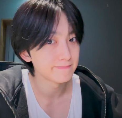 mrurata's tweet image. Isinya pipi, kesukaannya @Lafortezx