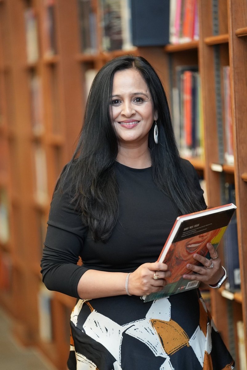 Bromley Libraries tweet media