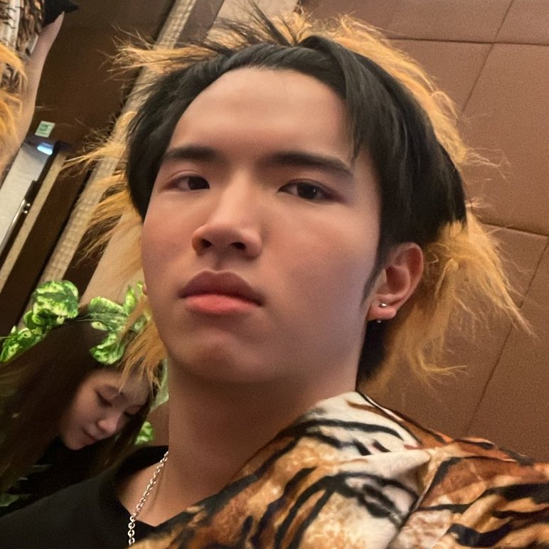 เม้ฟลี tweet media