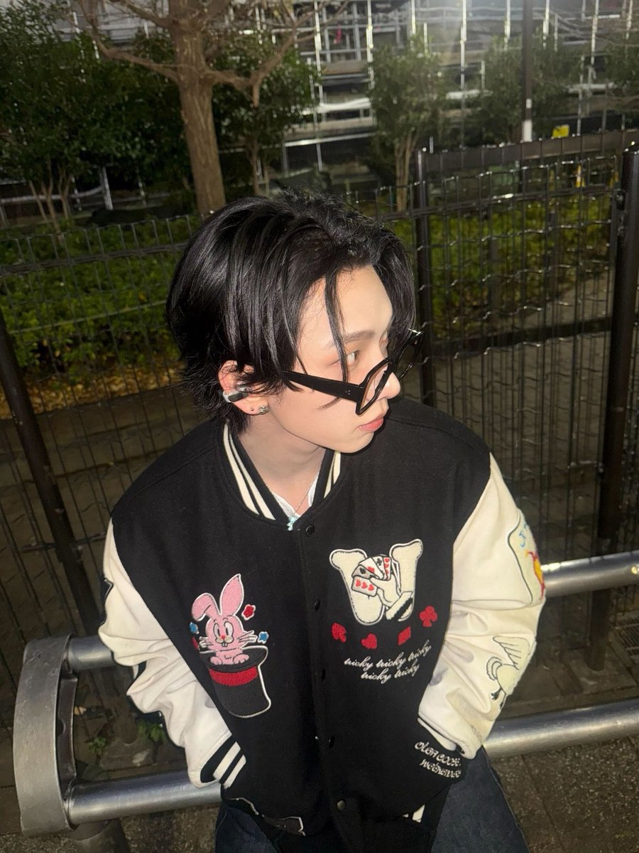 vivacixous's tweet image. ⠀ 

「 #TATANGGA_NATION 」

🗯️ 𝗔𝗚𝗥𝗔 : Mengawali 2026 dengan bagi-bagi wallpaper gratis buat kalian 😚

⠀