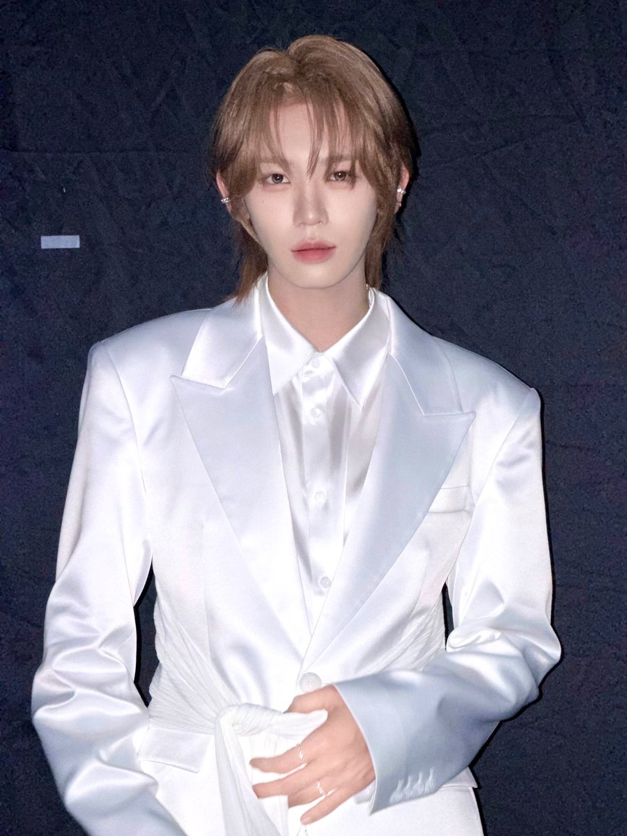 FOHAfinity9's tweet photo. ‘I hope everything today will be a good memory for us. Make sure you rest well. See you tomorrow ❤️’

Shuaibo posted on weverse

#AHOF #AHOFOHA #FOHA #FOHAfinity #AHOF_official #SHUAIBO https://t.co/wWAKQb0Rtf