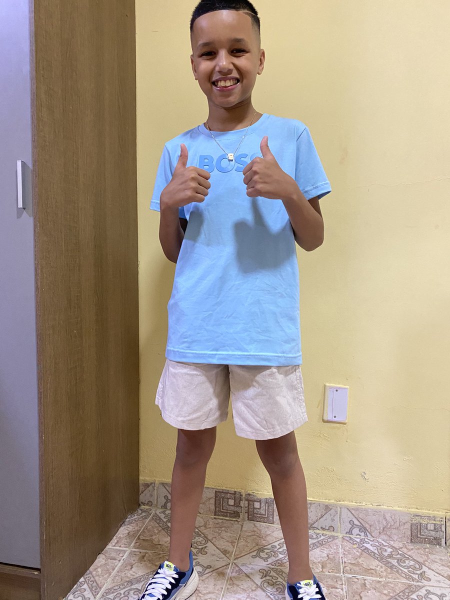 yahtrevosa's tweet photo. Meu pré adolescente, como eu te amo! ♥️ https://t.co/BkoAhszjQN