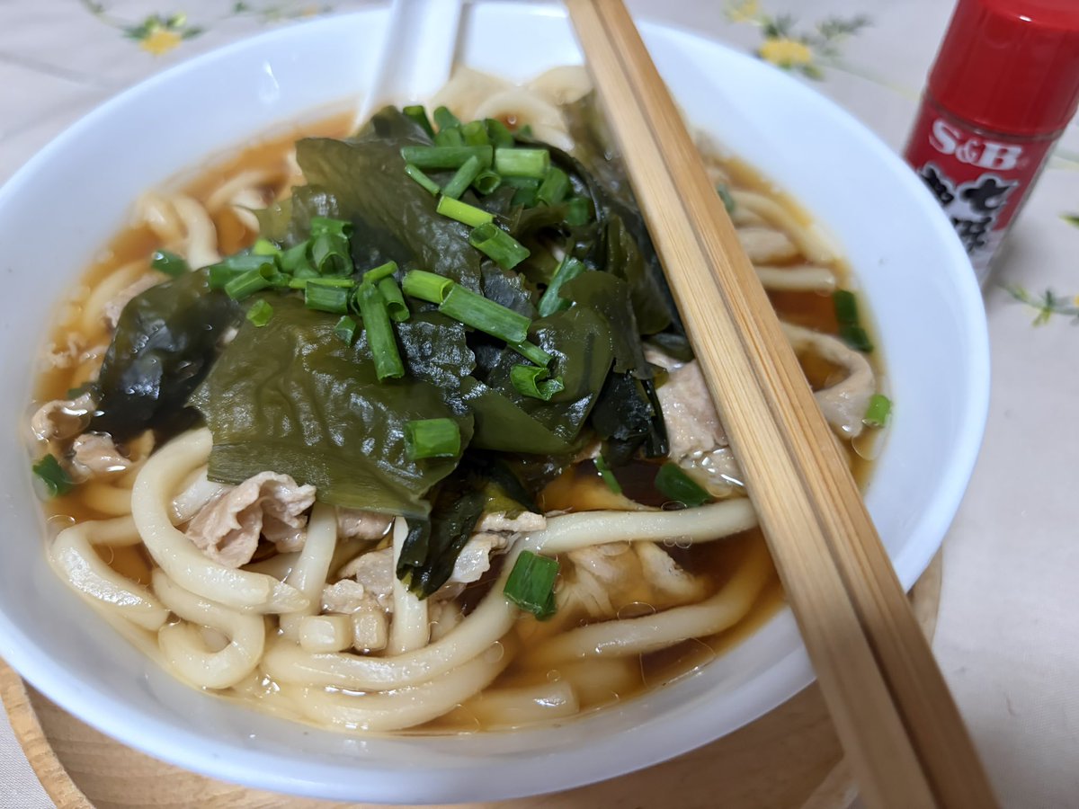 Midnight12AMARP's tweet photo. อุด้งหมู #MidChen https://t.co/OqSRvB4Wll