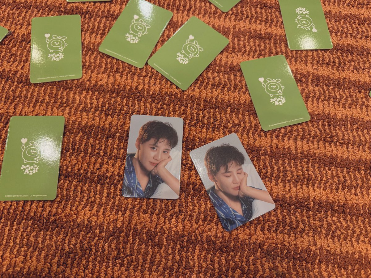 家族でジュンスの神経衰弱やってるんだけどコレ、めっちゃムズいwwwwww
目開けてる、開けてないとか一般人にわかるわけなくてヲタクの私の圧勝wwwっしゃー‼︎www