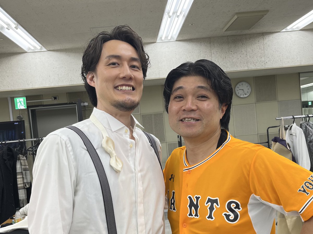 #NHKニューイヤーオペラ

ご来場いただいた皆様、ご視聴いただいた皆様、ありがとうございます。関係者の皆様にも心から感謝を。今年も皆様にとって素晴らしい一年となりますように。

衣装着ていた時に撮り忘れた師匠とのツーショット。