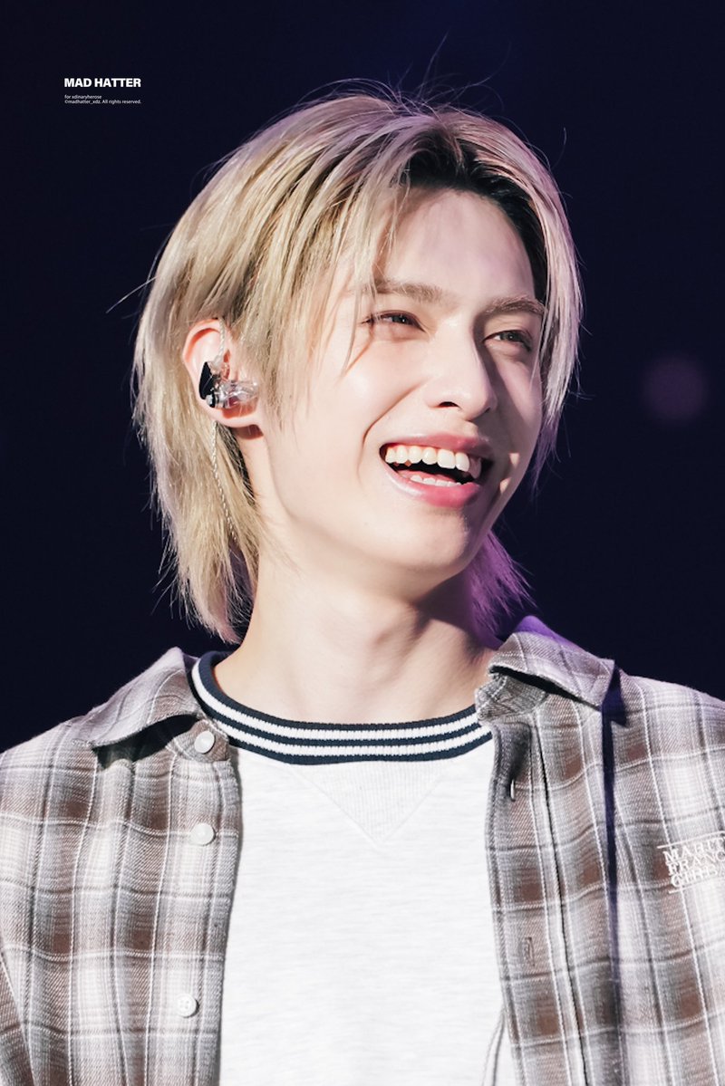 madhatter_xdz's tweet image. 260103 XCLUSIVE PARTY
#가온 #Gaon #XdinaryHeroes #엑스디너리히어로즈