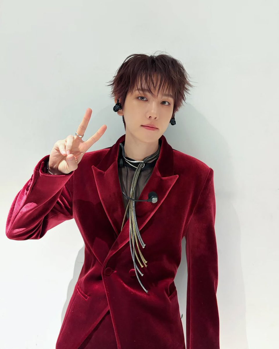 📸 | 260103 INB100 OFFICIAL IG

꒰ঌ🐶໒꒱⭑ ⊹₊ ⋆.☁️💙 

#BAEKHYUN #백현 #ベクヒョン #边伯贤
<a href="/B_hundred_Hyun/">Baekhyun_EXO</a> <a href="/BAEKHYUN_INB100/">BAEKHYUN_official</a> <a href="/_baekhyun_JP/">BAEKHYUN JAPAN OFFICIAL</a>