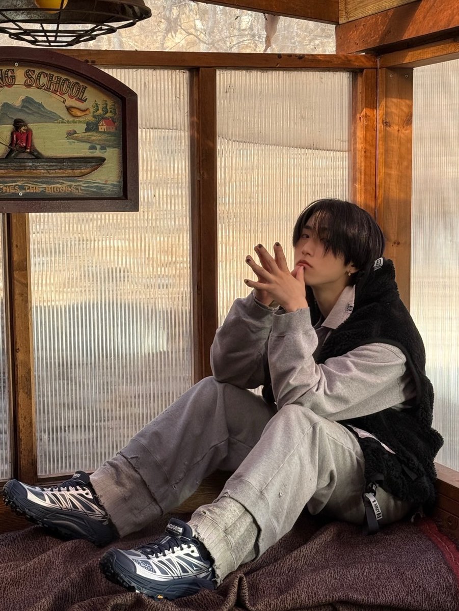 skzlatamproject's tweet photo. 🐿️[📷] IG 

HAN actualizó su Instagram 💞 https://t.co/wqODuRxgzb