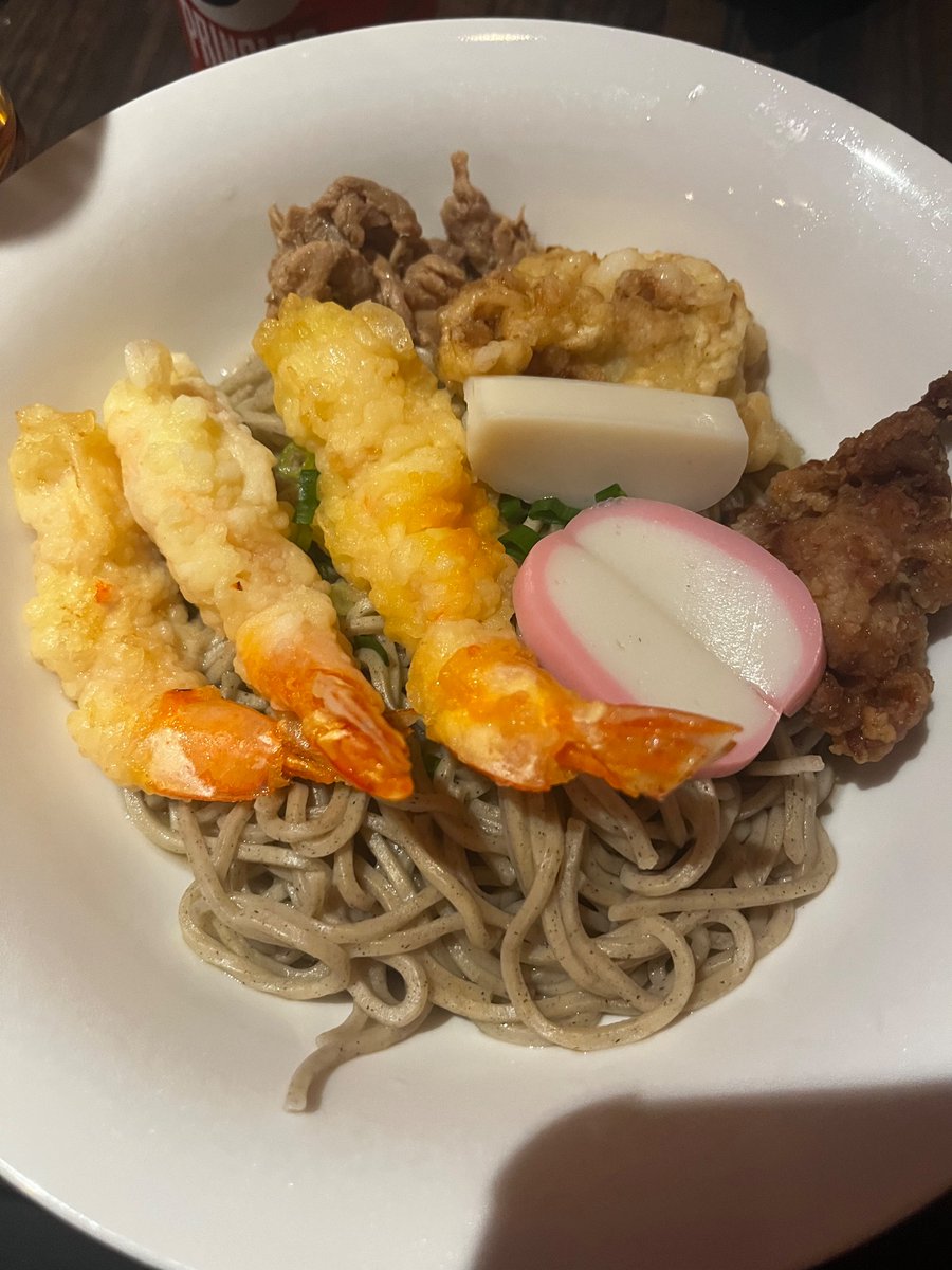 みんな年越しそば食った？
美味かったぜえび天！！