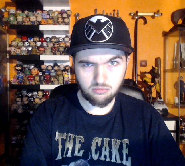 🚨 Les Duffer Brothers se sont retirés une côte pour s'autosucer.

"Marilyn Manson est un exemple pour nous, tout comme ce célèbre youtuber français"