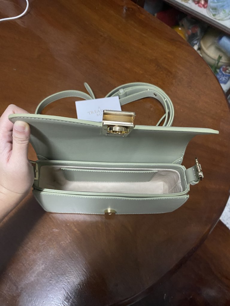 แอคส่งต่อ/ขายของ tweet media