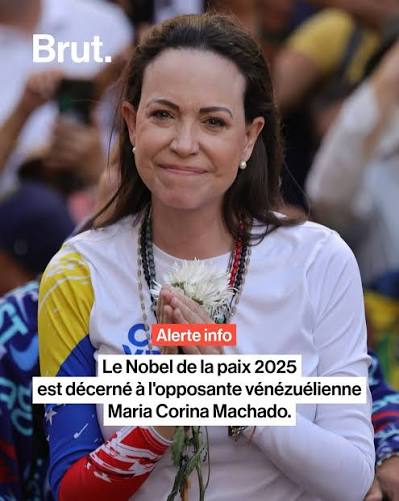 Space_PatriQt17's tweet photo. Est ce qu'ils vont accuser la probable future présidente à qui ILS ont décernés ,le prix nobel de la paix de Collusion avec Trump ? 

Trump veut le prix nobel, ne le reçoit pas. Maria le reçoit et le dédie a Trump, Trump fait le déçu,  mais ça lui ouvre un boulevard pour aller dégager Maduro et exposer le Venezuela , récupérer les preuves de la Fraude , et finir le travail. Tout en mettant fin au financement par le trafique de drogue des dernières têtes du deep state. 

Tous ceux qui sont incapable de relier ces quelques points en ligne droite et que se disent "lanceurs d alerte" "resistant" sont soit stupides soit des collabos.
